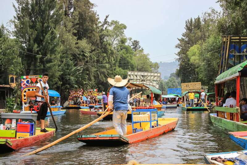 Paseo en trajinera por Xochimilco